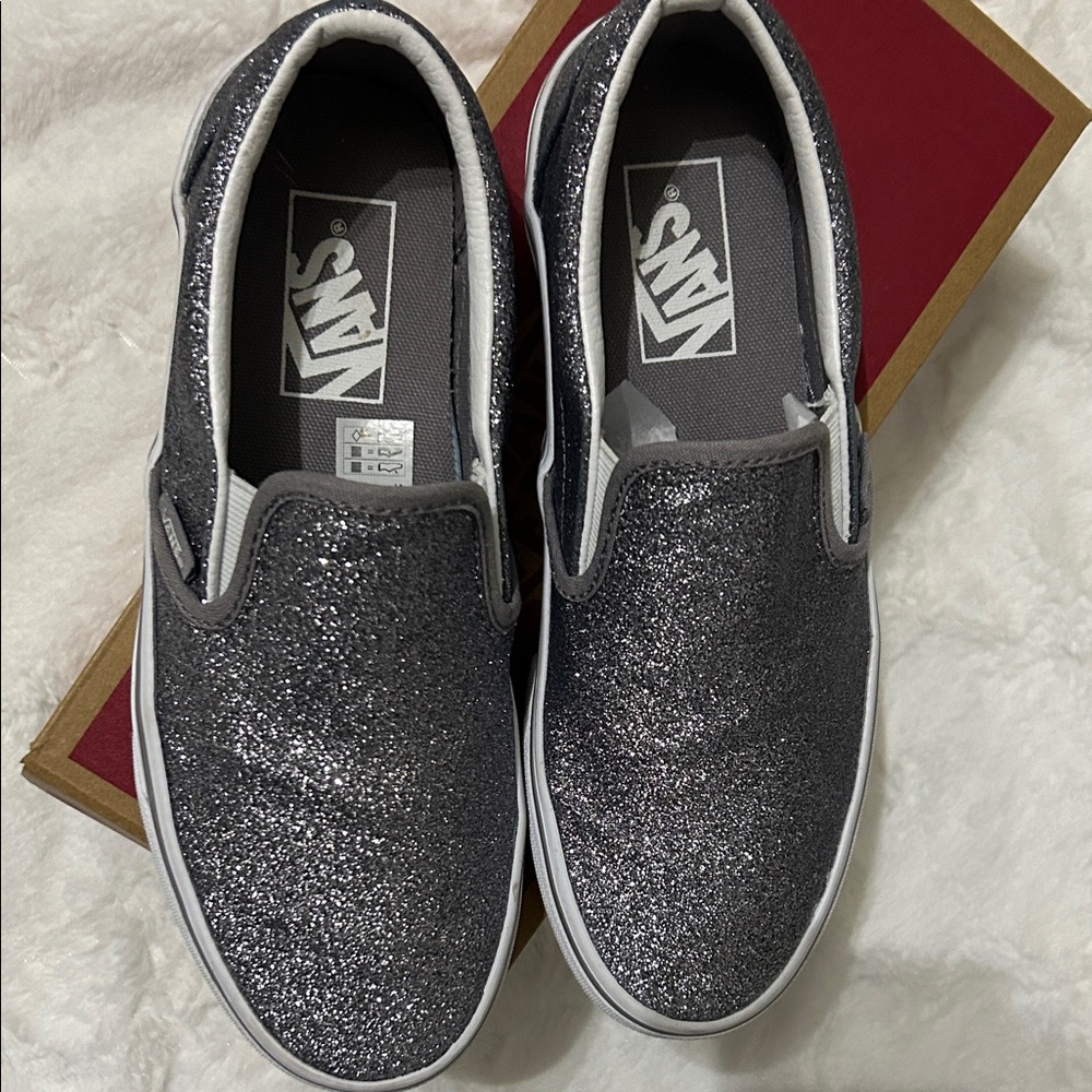 Vans Women's Sparkle Slip-On Sneakers - Black and Silver - Picture 3 of 7